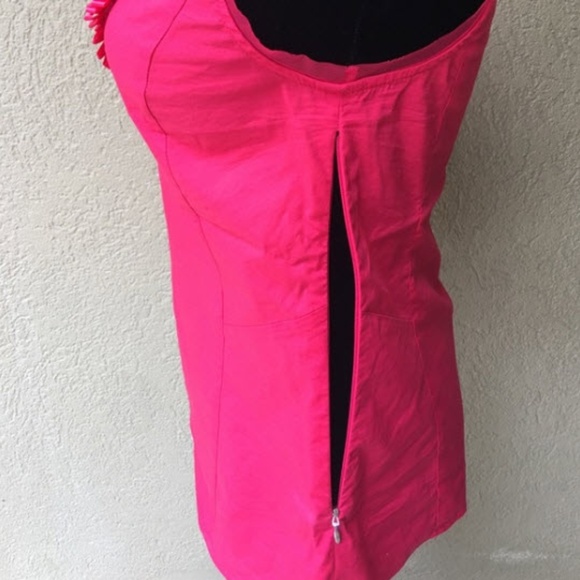 DONATED Express hot pink stretch sleeveless blouse - Picture 6 of 8